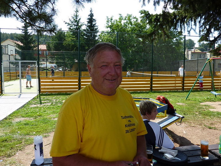 4e8c9be9e9_52096883_v1