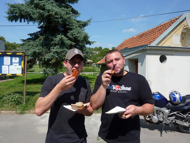 b42ddcd6ca_52098090_v1